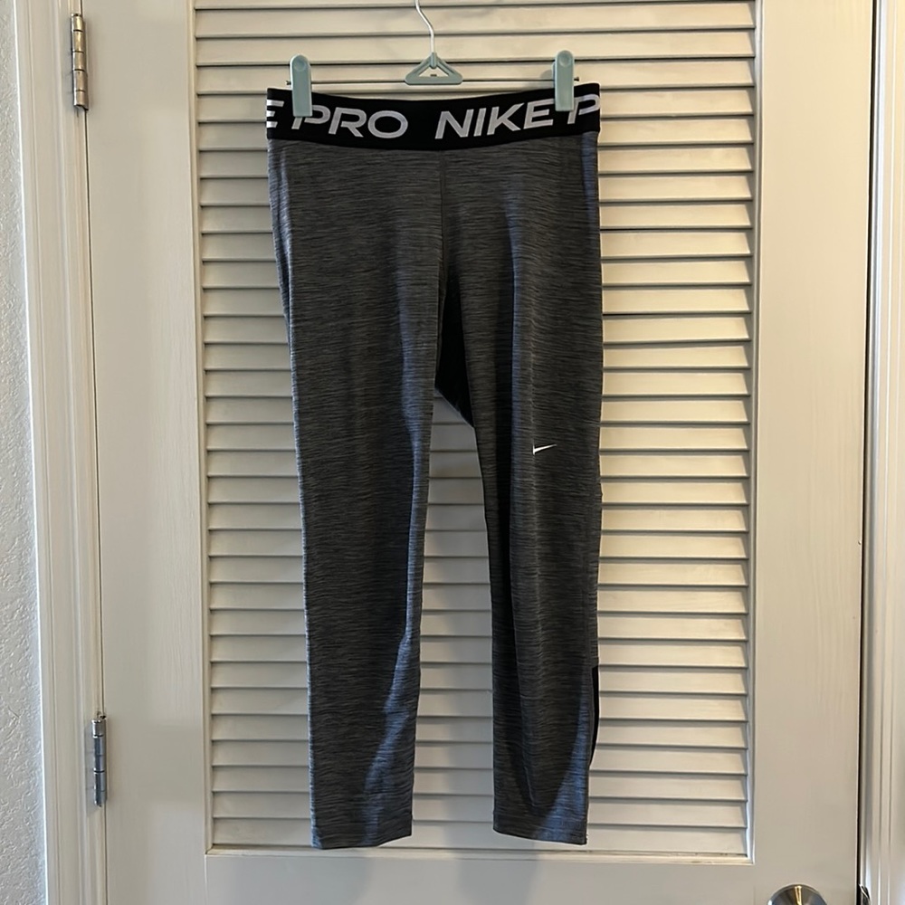 Nike Capri Leggings